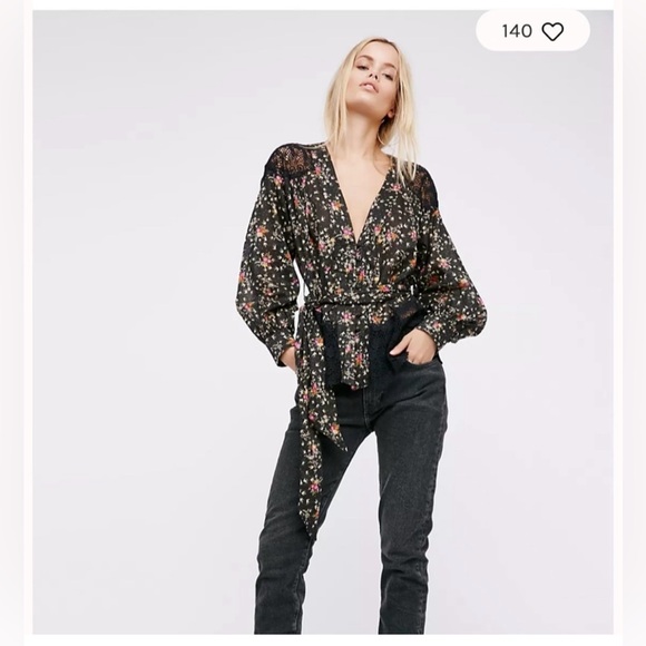 Antropologie Free People One Last Dance Printed
Bed Jacket Women's Size M - Picture 1 of 11